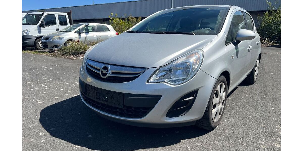 Opel Corsa 208.000 km 2.200 &euro; Göttingen 37081