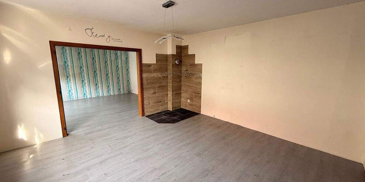 Reihenendhaus Katlenburg-Lindau Lindau - 8 Zimmer, 150 m&sup2;, 75.000&euro; | Angebot:25802624
