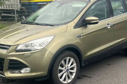 Ford Kuga 169.538 km 7.500 &euro; Göttingen 37079