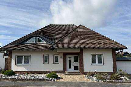 Haus zum Kaufen in Herzberg 395.000 € 220 m²