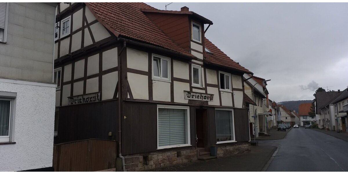 Wesertal-OT, Zweifamilienhaus + Gewerbe - Zweifamilienhaus Wesertal Lippoldsberg | Angebot:21660553