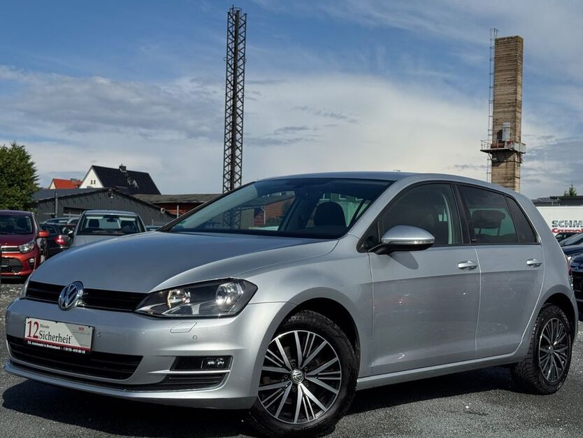 VW Golf 135.952 km 11.999 € Breitenbach 37327