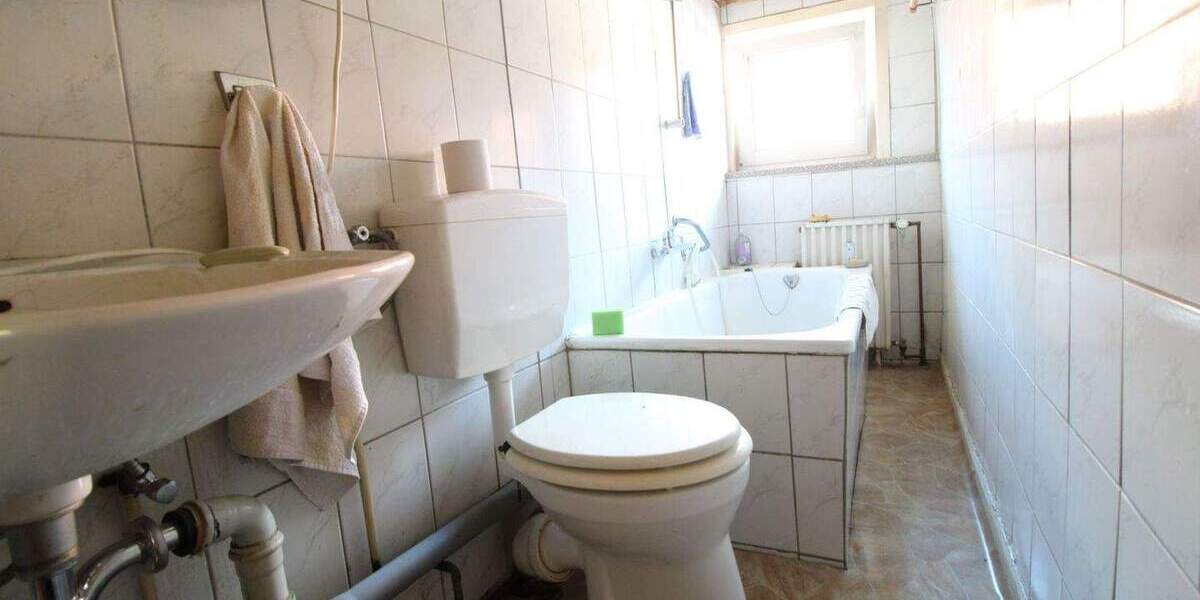 Mehrfamilienhaus, Wohnhaus Adelebsen Lödingsen - 1 Zimmer, 145.000&euro; | Angebot:25339103