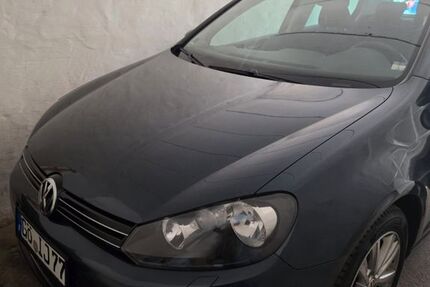 VW Golf 137.000 km 6.300 &euro; Göttingen 37079