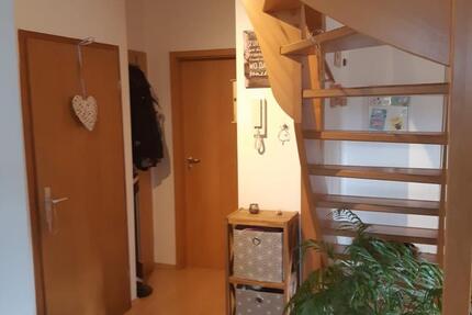 Dachgeschoss Wohnung zu vermieten 3 zimmer