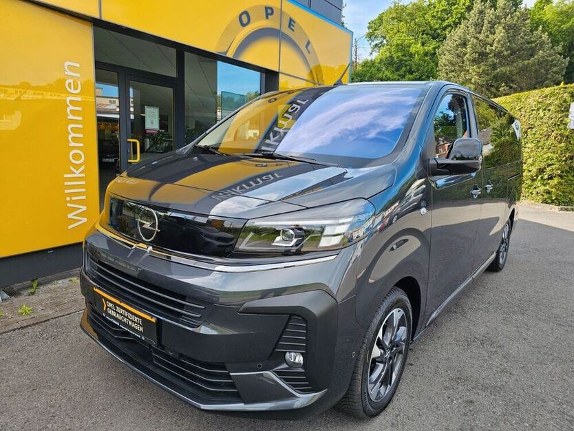 Zafira Life