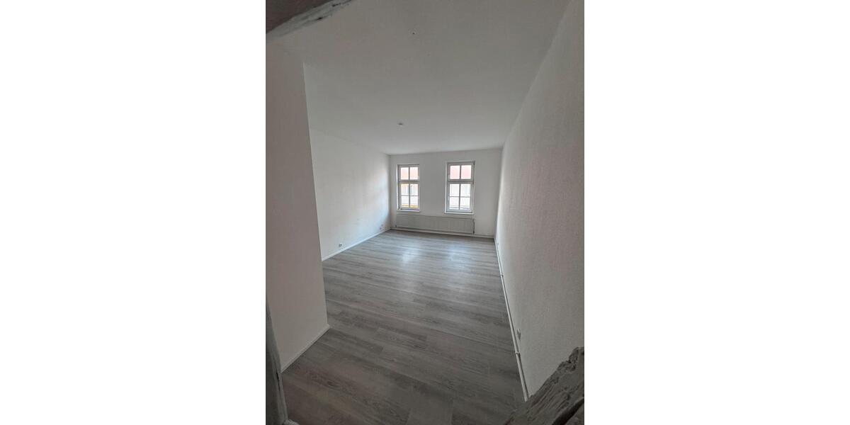 Etagenwohnung Dransfeld - 4 Zimmer, 132 m&sup2;, 1.050&euro; | Angebot:25636368