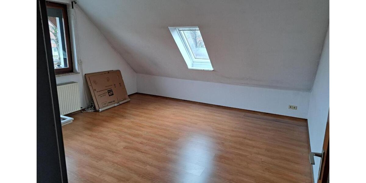 Dachgeschoßwohnung Duderstadt - 2 Zimmer, 53 m&sup2;, 424&euro; | Angebot:25718011