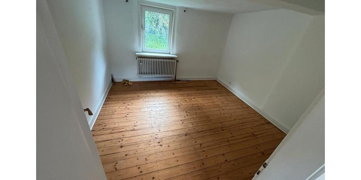 Einfamilienhaus Witzenhausen Blickershausen - 8 Zimmer, 180 m&sup2;, 150.000&euro; | Angebot:27236620