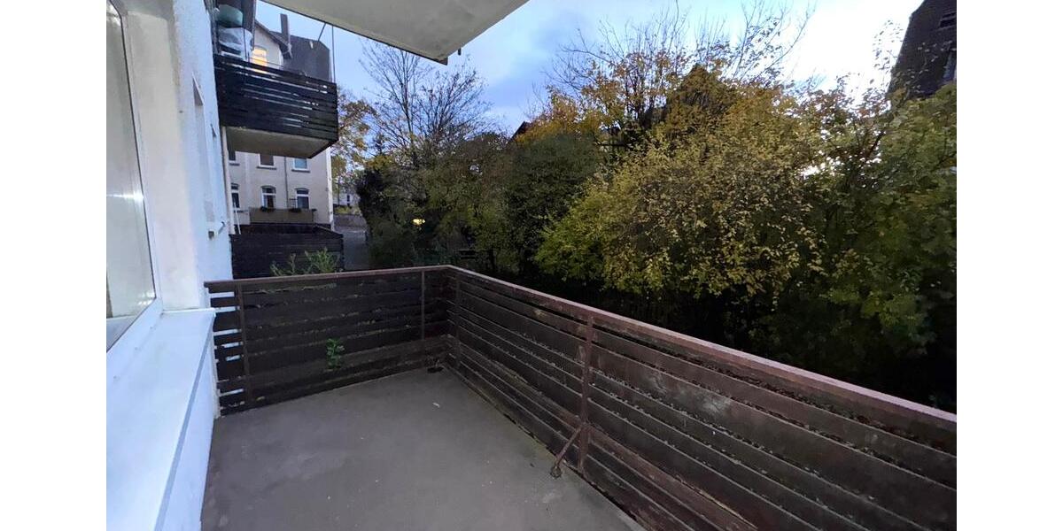 Moderne Wohnung mit Einbauküche und Balkon in Uni-Nähe! 2 zimmer