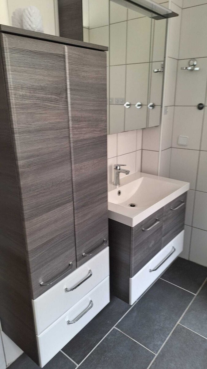 Fuldatal-OT, 2 Fam.Hs. 8 zimmer