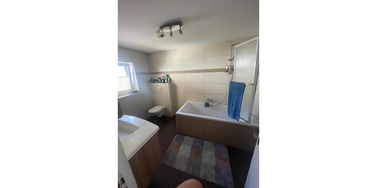 Bauernhaus, Landhaus Witzenhausen Albshausen - 8 Zimmer, 200 m&sup2;, 280.000&euro; | Angebot:27218355
