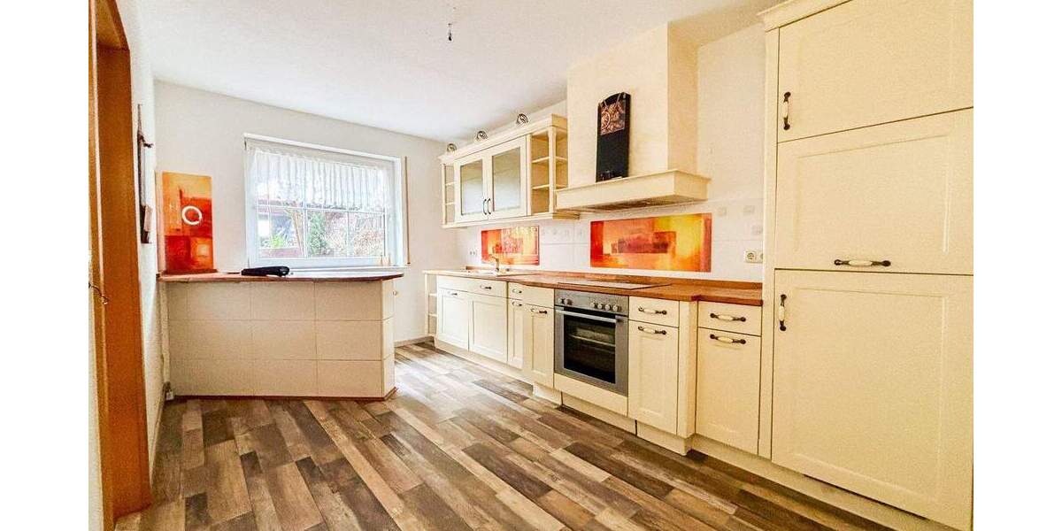 Einfamilienhaus Nörten-Hardenberg Hardenberg - 9 Zimmer, 270 m&sup2;, 590.000&euro; | Angebot:24827196