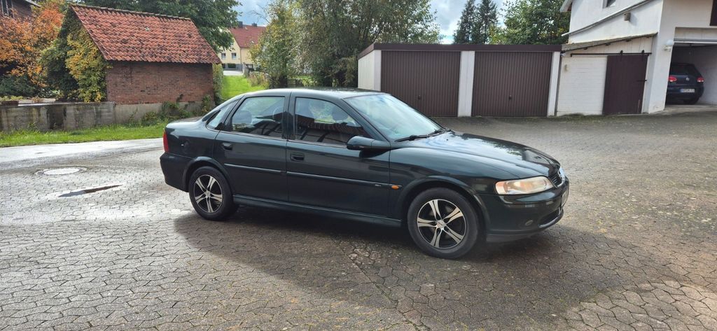 Opel Vectra 160.000 km 800 € Northeim 37154