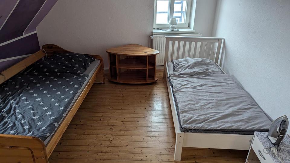 Reihenhaus Rosdorf - 7 Zimmer, 180 m&sup2;, 1.800&euro; | Angebot:25960684