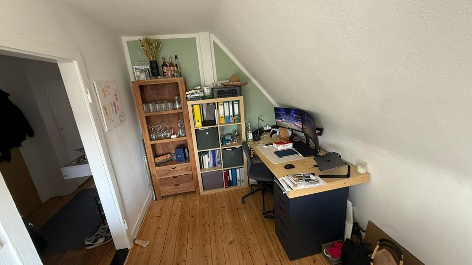 Dachgeschoßwohnung Göttingen - 3 Zimmer, 50 m&sup2;, 400&euro; | Angebot:26321708