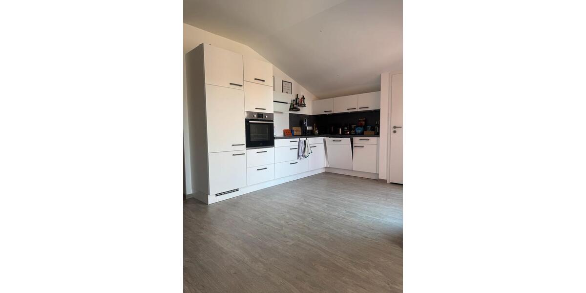 Etagenwohnung Gleichen - 3 Zimmer, 85 m&sup2;, 1.115&euro; | Angebot:26417402