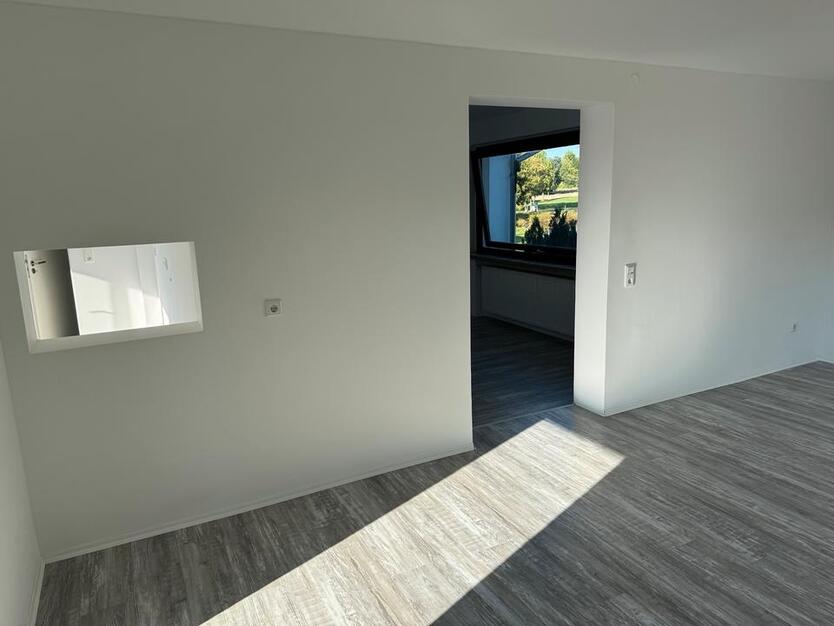Haus frisch Renoviert und Teilsaniert, Bezugsfertig