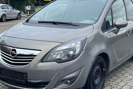 Opel Meriva 156.584 km 1.990 € Göttingen 37081