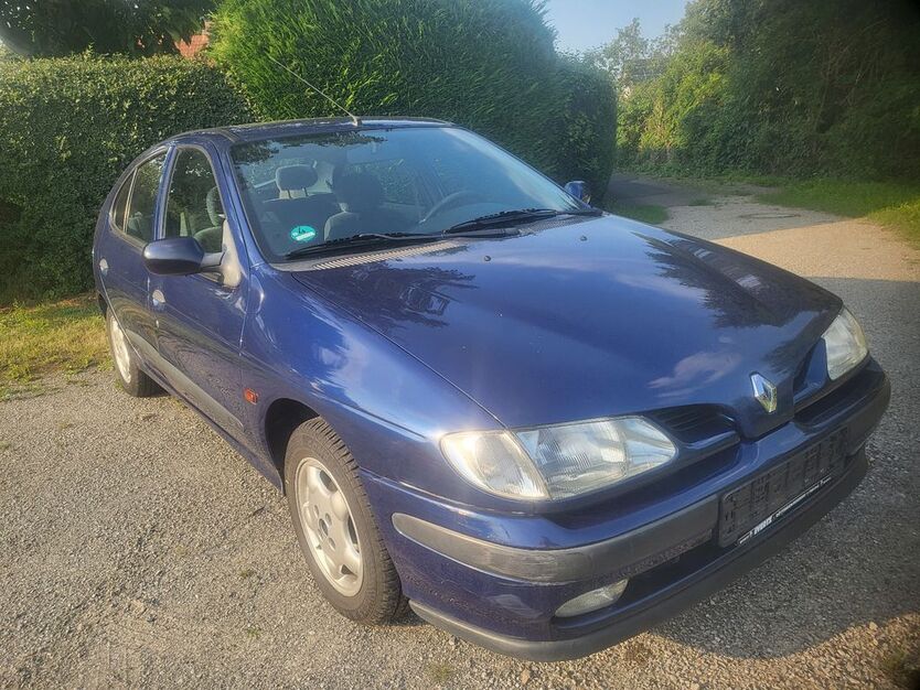 Renault Megane 138.000 km 990 € Northeim 37154