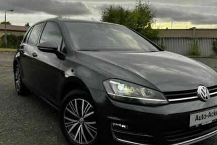 VW Golf 136.000 km 12.800 &euro; Uder 37318
