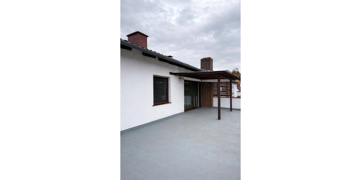 Dachgeschoßwohnung Witzenhausen - 3 Zimmer, 100 m&sup2;, 850&euro; | Angebot:25648783