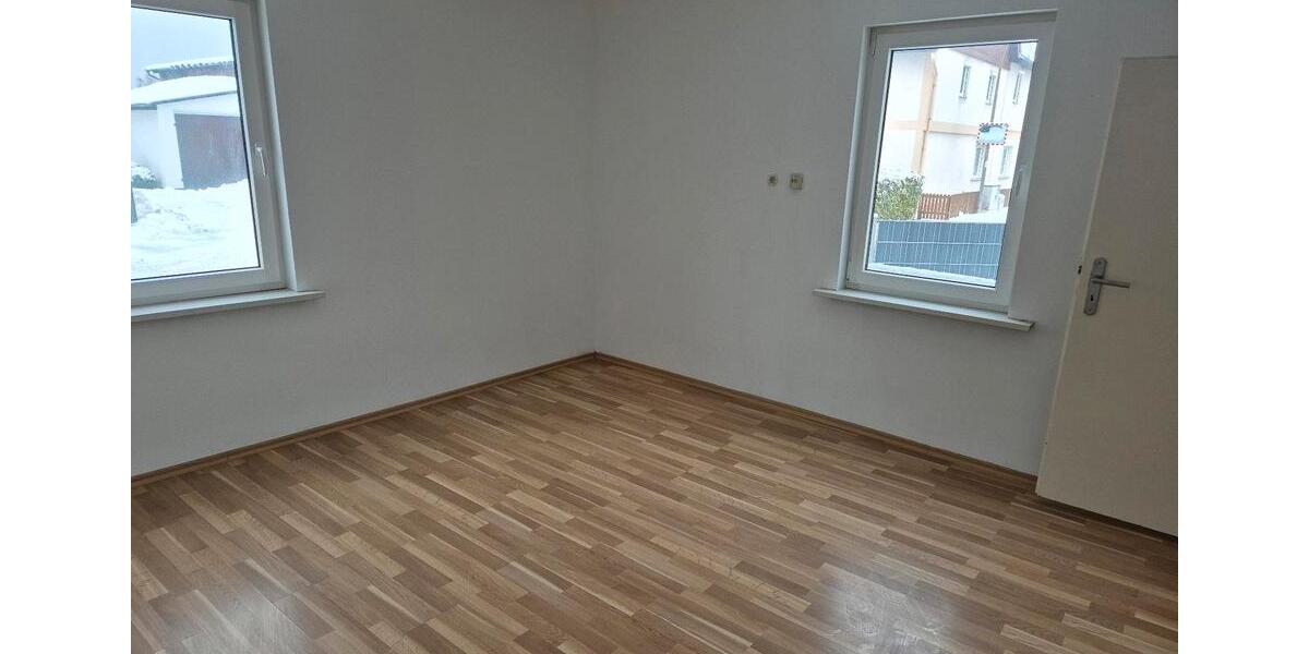 Einfamilienhaus zu vermieten in Holzerode 6 zimmer