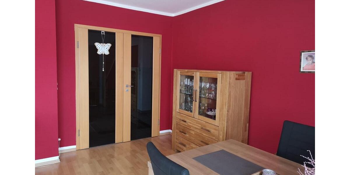 Dachgeschoßwohnung Rosdorf - 3 Zimmer, 110 m&sup2;, 953&euro; | Angebot:26338136