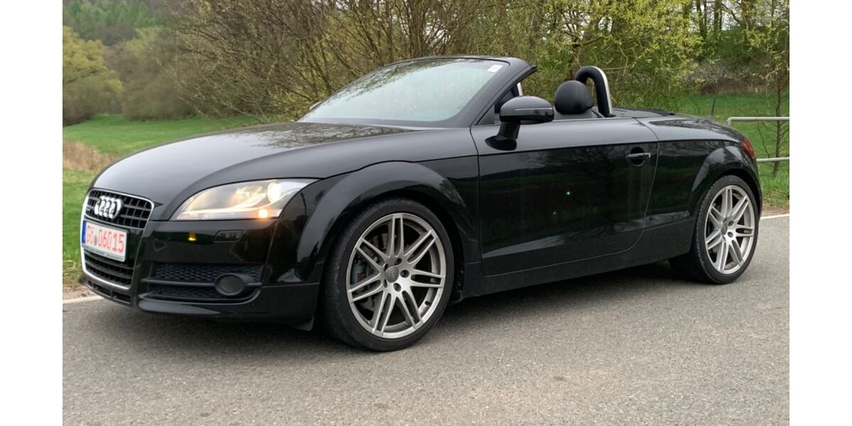 Audi TT 89.400 km 22.890 &euro; Beienrode bei Göttingen 37130