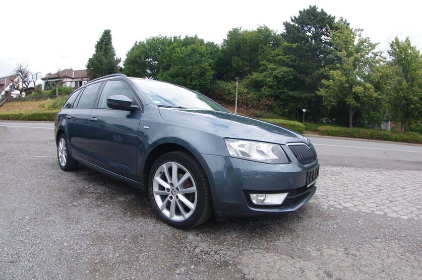 Skoda Octavia 293.096 km 5.999 € Herzberg am Harz 37412