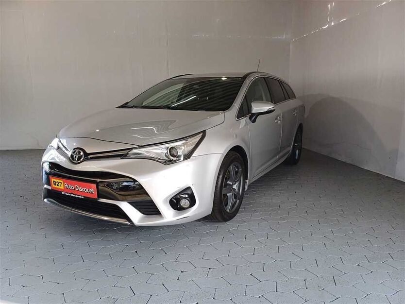 Toyota Avensis 66.312 km 17.450 € Herzberg 37412