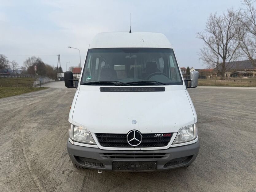 Mercedes-Benz Sprinter 580.250 km 5.490 € Göttingen 37075