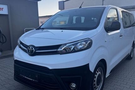Toyota Proace (Verso) 231.000 km 13.899 &euro; Nörten Hardenberg 37176