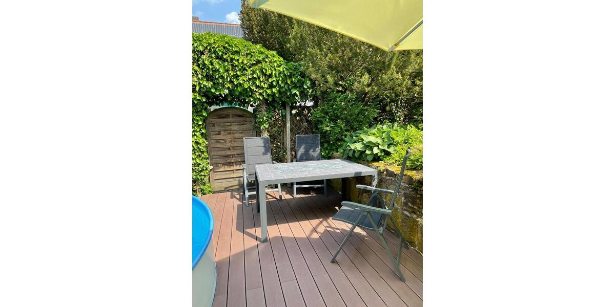 Charmantes Zweifamilienhaus mit großem Grundstück und Bauland 6 zimmer