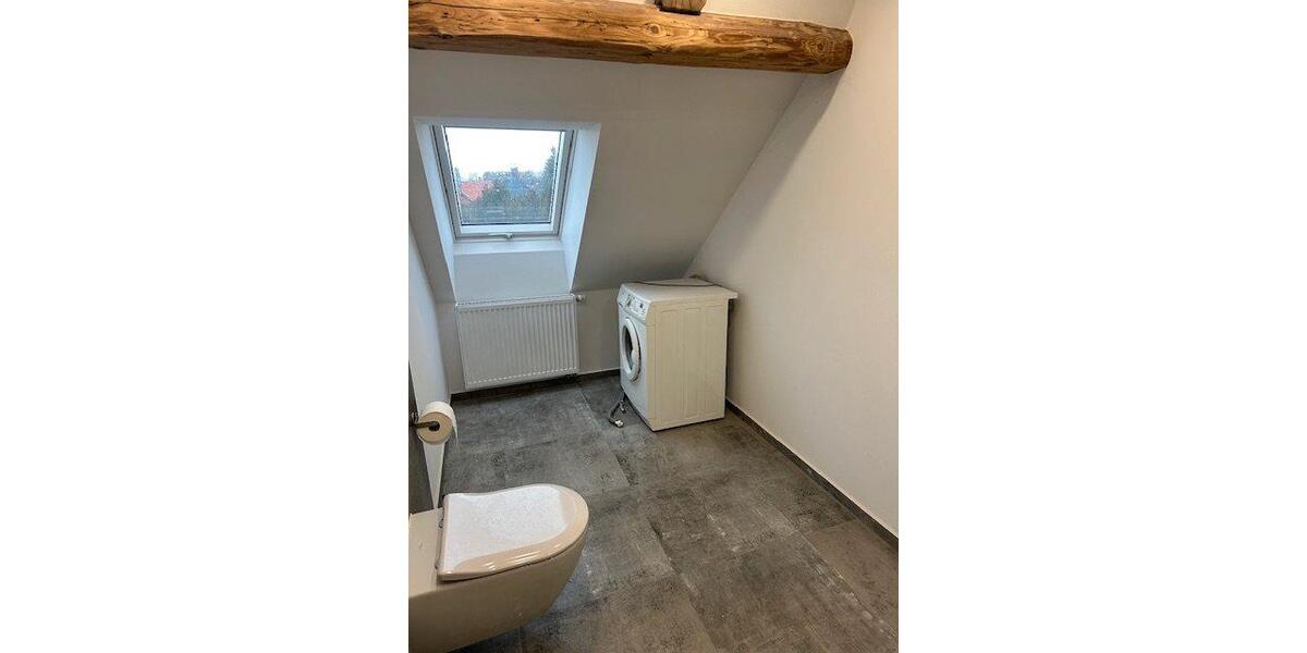 Dachgeschoßwohnung Bovenden - 2 Zimmer, 62 m&sup2;, 800&euro; | Angebot:26051411