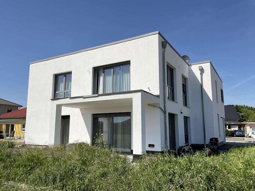 Haus zum Kaufen in Hardegsen Hevensen 699.000 € 300 m² 7 zimmer