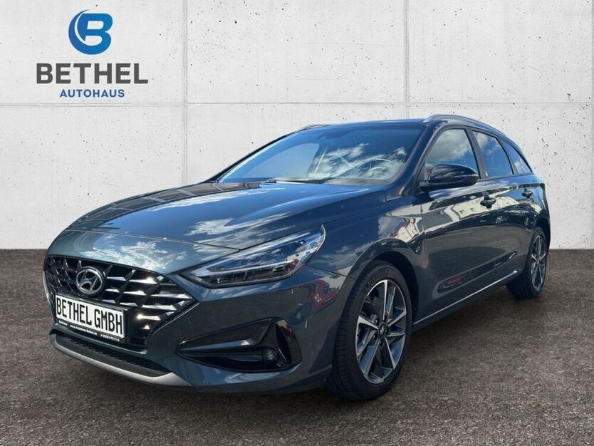 i30