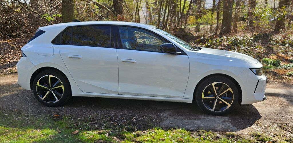Opel Astra 19.000 km 18.000 &euro; Hann. Münden 34346