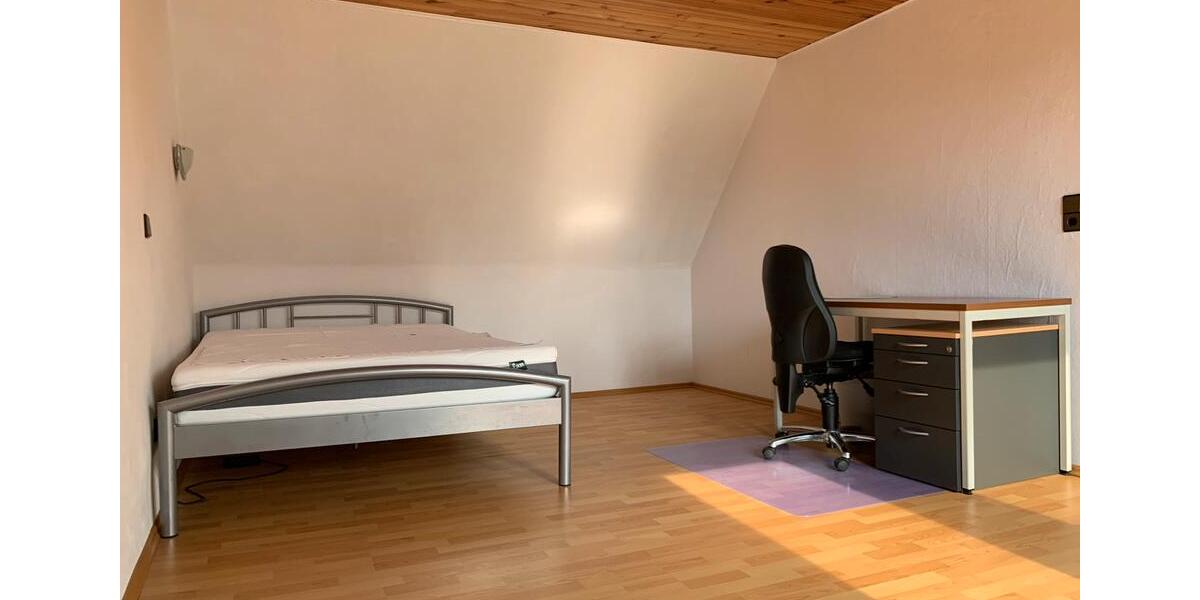 Etagenwohnung Göttingen Grone - 1 Zimmer, 80 m&sup2;, 470&euro; | Angebot:24839001