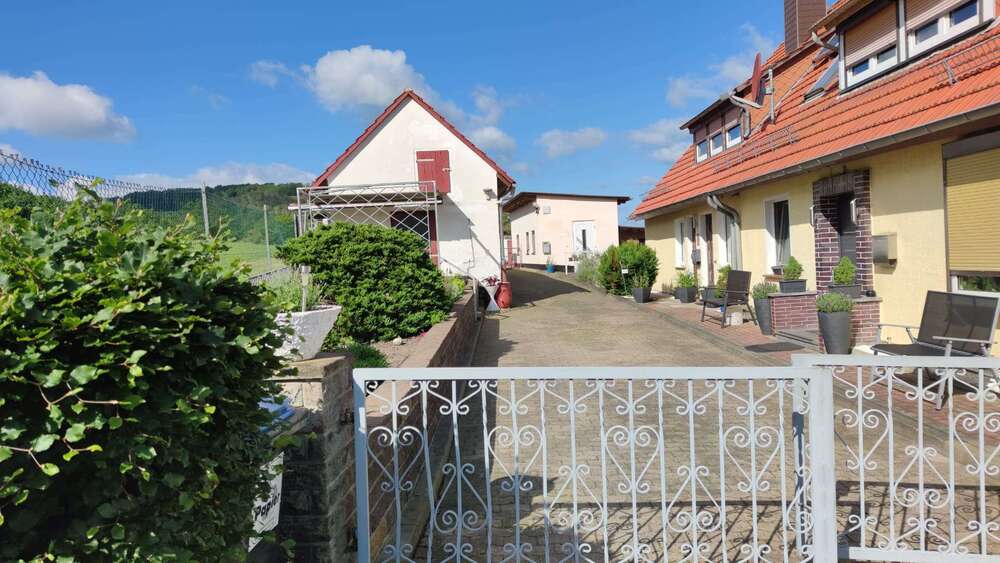 Einfamilienhaus Nörten-Hardenberg Hardenberg - 15 Zimmer, 260 m&sup2;, 449.000&euro; | Angebot:27098453