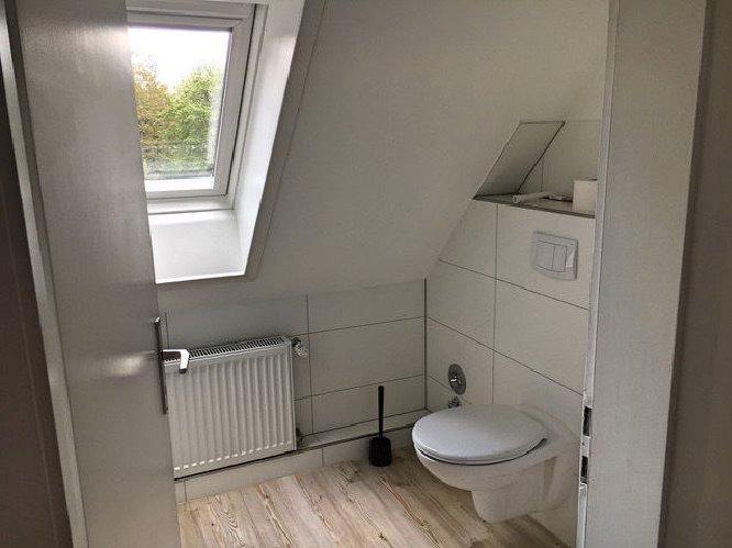 Dachgeschoßwohnung Northeim - 3 Zimmer, 80 m&sup2;, 600&euro; | Angebot:26381996