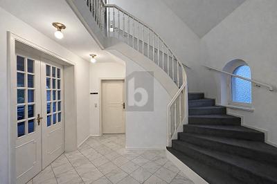ELEGANT. EXKLUSIV. ZEITLOS. - Zweifamilienhaus Northeim | Angebot:26065805