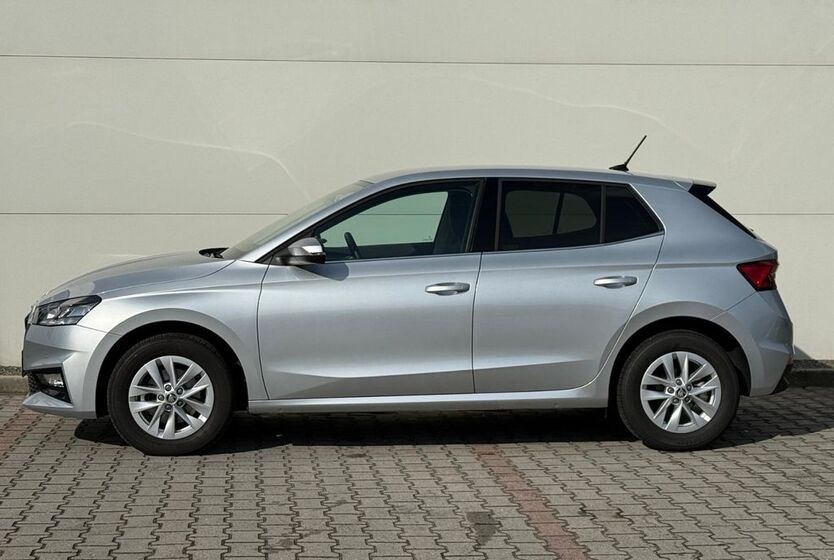 Skoda Fabia 5.300 km 19.985 € Friedland 37133