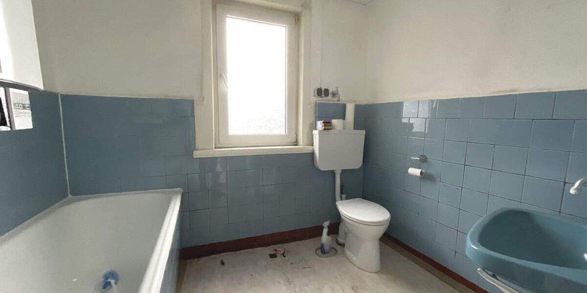 Mehrfamilienhaus, Wohnhaus Bad Sooden-Allendorf Allendorf - 8 Zimmer, 203 m&sup2;, 95.000&euro; | Angebot:25670851