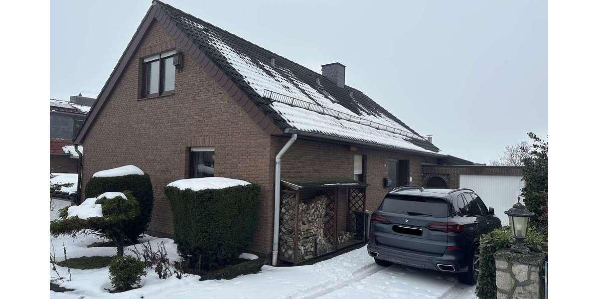 Einfamilienhaus Hardegsen - 8 Zimmer, 202 m&sup2;, 395.000&euro; | Angebot:25065807