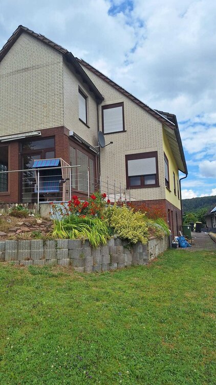 Fuldatal-OT, 2 Fam.Hs. 8 zimmer