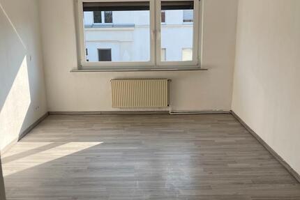 Wohnung Northeim - 3 Zimmer, 90 m&sup2;, 700&euro; | Angebot:25875801