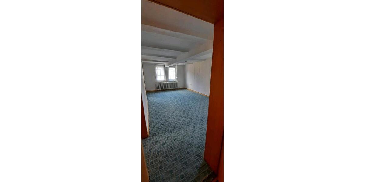 Bauernhaus, Landhaus Dransfeld - 8 Zimmer, 220 m&sup2;, 250.000&euro; | Angebot:27084190