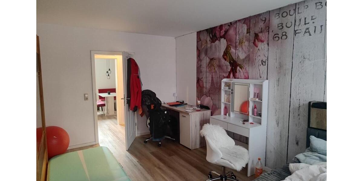 Dachgeschoßwohnung Heilbad Heiligenstadt - 5 Zimmer, 106 m&sup2;, 825&euro; | Angebot:26636665