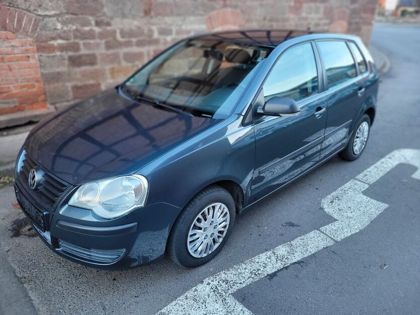 VW Polo 129.000 km 2.950 € Witzenhausen 37215